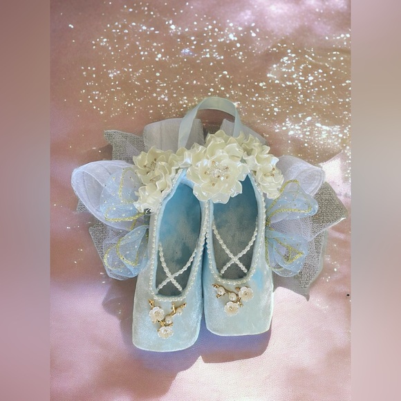 Handmade decorative velvet pointe. Gift to ballerina. Souvenir. Home decor. - Picture 3 of 5